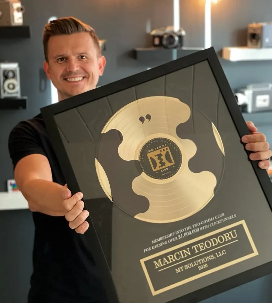 Marcin Teodoru - AI Builders